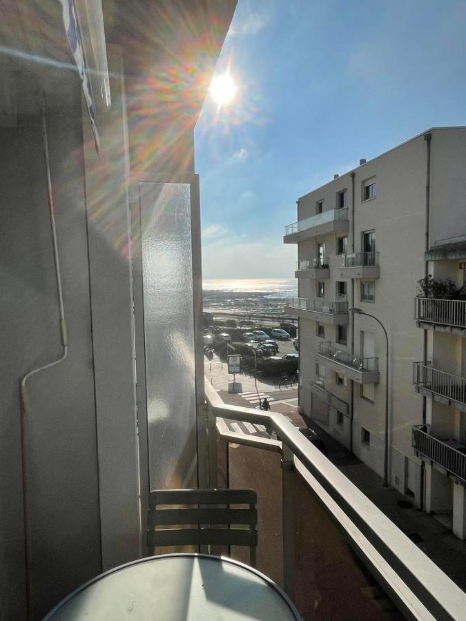 La Rose Des Vents - Studio A 20 Metres Du Remblai Les Sables-d'Olonne Exterior photo